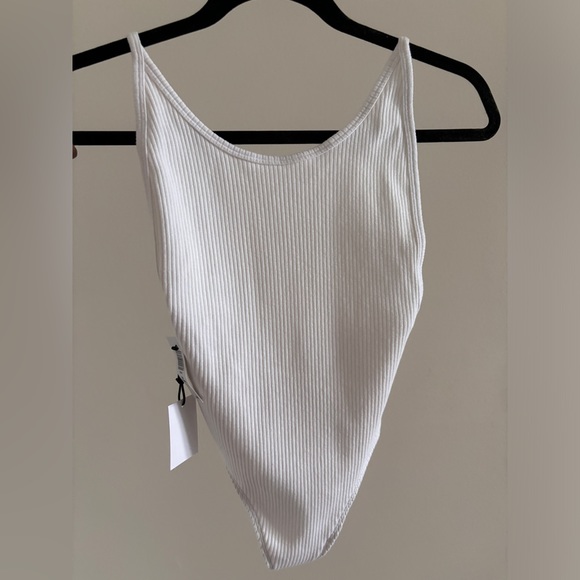 Aritzia TNA Bodysuit - Picture 1 of 5